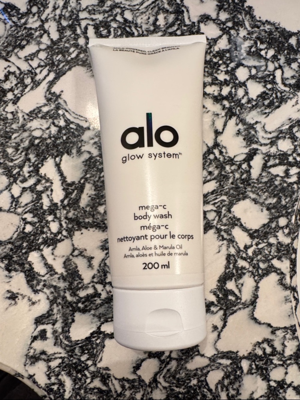 alo glow system Mega-C Body Wash